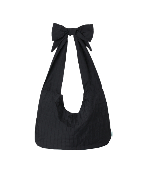 MIRECO(ミレコ)の「DOLLY RIBBON BUTTON HOBO BAG BLACK(ショルダーバッグ・レディース・その他・FREE)」の2枚目の写真