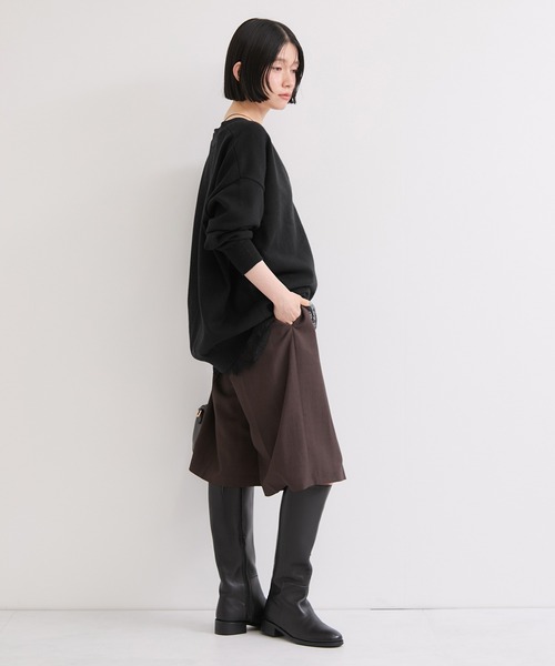 le cercle ADAM ET ROPE'(ルセルクルアダムエロペ)の「【WEB限定】深Vニットプルオーバー/ふんわり・モチモチ(ニット/セーター・レディース・ブラック/グレー/オフホワイト・FREE)」の8枚目の写真
