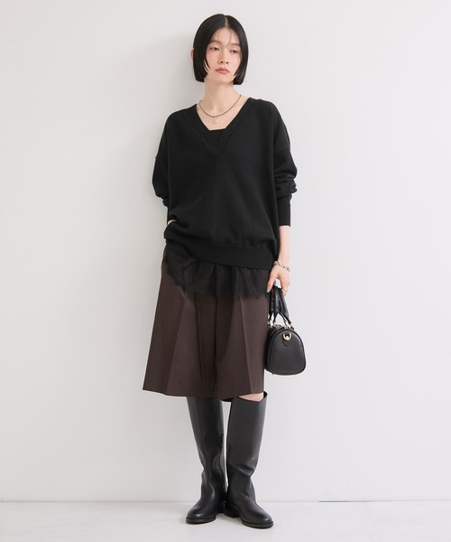 le cercle ADAM ET ROPE'(ルセルクルアダムエロペ)の「【WEB限定】深Vニットプルオーバー/ふんわり・モチモチ(ニット/セーター・レディース・ブラック/グレー/オフホワイト・FREE)」の7枚目の写真