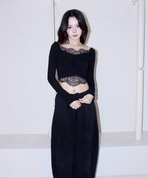 REINE NOIRE(レーヌノワール)の「black lace tops. / ブラック レース トップス(Tシャツ/カットソー・レディース・ブラック・FREE)」の4枚目の写真