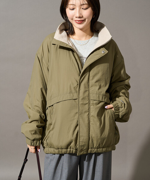 FREAK'S STORE(フリークスストア)の「限定展開 DISCUS ATHLETIC × FREAK'S STORE/ディスカスアスレチック 別注 ナイロン 裏配色 フリース スタンドカラー ブルゾン(その他アウター・レディース・オリーブ/ブラック/ベージュ・フリ-)」の8枚目の写真