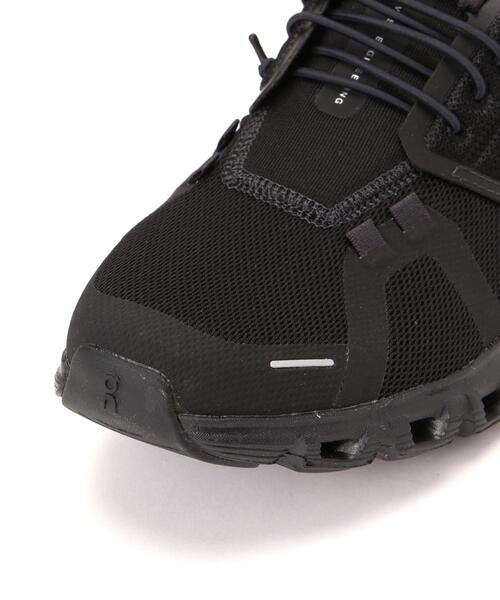 On(オン)の「On/オン Cloud 6 (WOMEN'S) クラウド6(スニーカー・レディース・ホワイト/ブラック・24.0cm/25.0cm/23.0cm)」の6枚目の写真