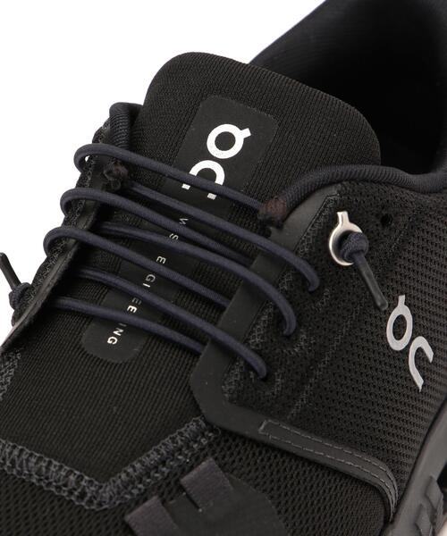On(オン)の「On/オン Cloud 6 (WOMEN'S) クラウド6(スニーカー・レディース・ホワイト/ブラック・24.0cm/25.0cm/23.0cm)」の9枚目の写真
