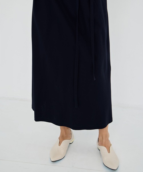 AKIRANAKA(アキラナカ)の「【AKIRANAKA/アキラナカ】Silva combi tex jersey dress BL(シャツワンピース・レディース・ブルー/ネイビー/ブラック・2/1)」の6枚目の写真