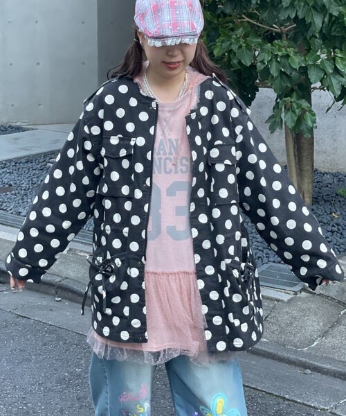 HELLO.SANFRANCISCO(ハローサンフランシスコ)の「【HELLO.SANFRANCISCO】マルチウェイドット柄ビックジャケット(ブルゾン・レディース・ブラウン/ブラック・ONE SIZE)」の2枚目の写真