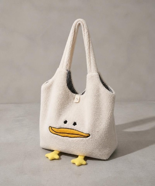 Burner(バーナー)の「【FEMLY DAILY(フェミリーデイリー)】ダックモチーフ ふわふわトートバッグ fem-totebag-1-20(トートバッグ・レディース・ホワイト・FREE)」の1枚目の写真