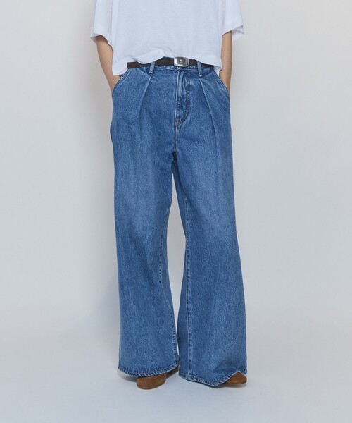 NEEDBY heritage(ニードバイヘリテージ)の「<NEEDBY heritage×1er Arrondissement>【別注】デニムパンツ"Charlotte"(デニムパンツ・レディース・インディゴブルー・34/38/36)」の1枚目の写真