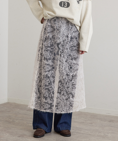U by SPICK&SPAN(ユーバイスピックアンドスパン)の「起毛レーススカート+サテンスカート2SET(スカート・レディース・ブラック/White・38/36)」の2枚目の写真