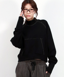 DEMARC（ドゥマーク）の「HIGH-NECK CROP STITCH RAGLAN SWEATSHIRT -  Black（スウェット）」