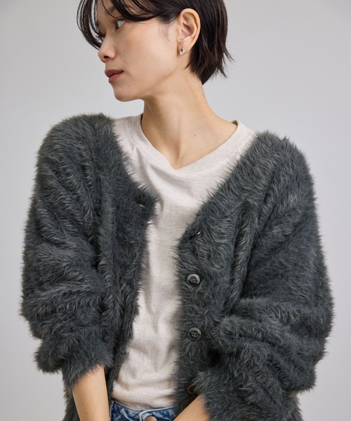 SALON adam et rope'(サロン アダム エ ロペ)の「【WEB限定】シャギーヤーン2WAYカーディガン(カーディガン/ボレロ・レディース・ブラウン/ピンク/チャコールグレー・FREE)」の12枚目の写真