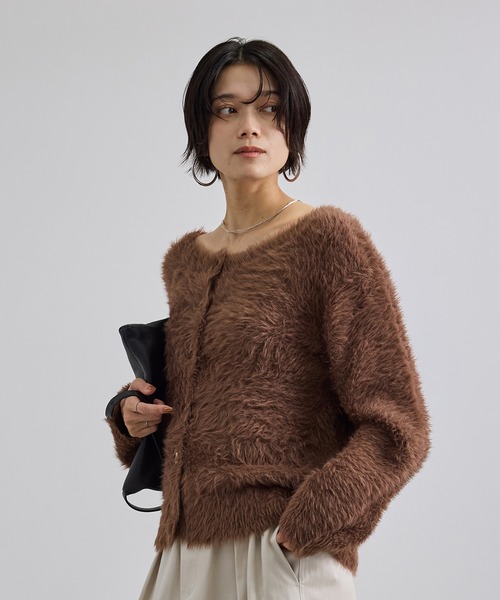 SALON adam et rope'(サロン アダム エ ロペ)の「【WEB限定】シャギーヤーン2WAYカーディガン(カーディガン/ボレロ・レディース・ブラウン/ピンク/チャコールグレー・FREE)」の13枚目の写真