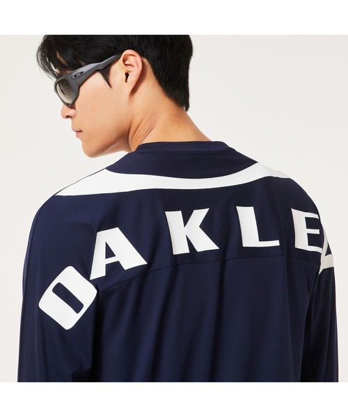 OAKLEY(オークリー)の「【新着】オークリー ENHANCE QD LS TEE BOLD EVO 4.7/Tシャツ/スポーツ・トレーニング/OAKLEY(Tシャツ/カットソー・メンズ・ネイビー/ブラック/ホワイト・XL/S/L/M)」の15枚目の写真