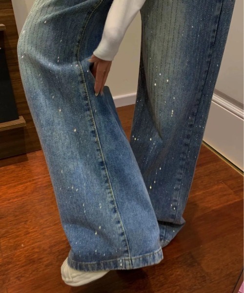 HAILY（ヘイリー）の「キラキララインストーンワイドデニムパンツ（デニムパンツ・レディース・ブルー・S/M/L）」の11枚目の写真