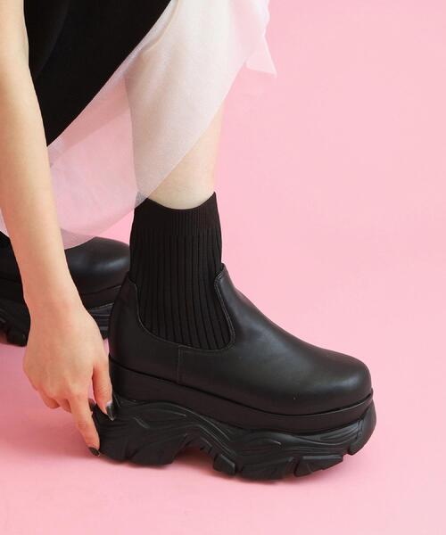 cs T&P(シーエスティーアンドピー)の「厚底ソックスブーツ(ブーツ・レディース・ブラック/ホワイト・L/LL/M/S)」の13枚目の写真
