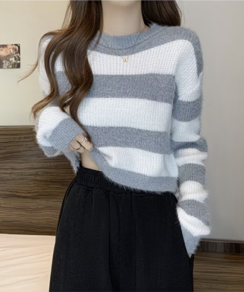 Beststore(ベストストア)の「ボーダー柄 シャギーニット トップス 短丈 ゆったり ふんわり(ニット/セーター・レディース・ブラック/グリーン/ベージュ/グレー・FREE)」の7枚目の写真