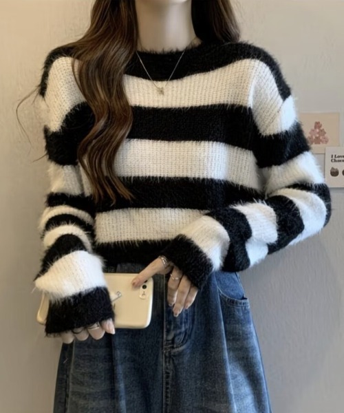 Beststore(ベストストア)の「ボーダー柄 シャギーニット トップス 短丈 ゆったり ふんわり(ニット/セーター・レディース・ブラック/グリーン/ベージュ/グレー・FREE)」の10枚目の写真