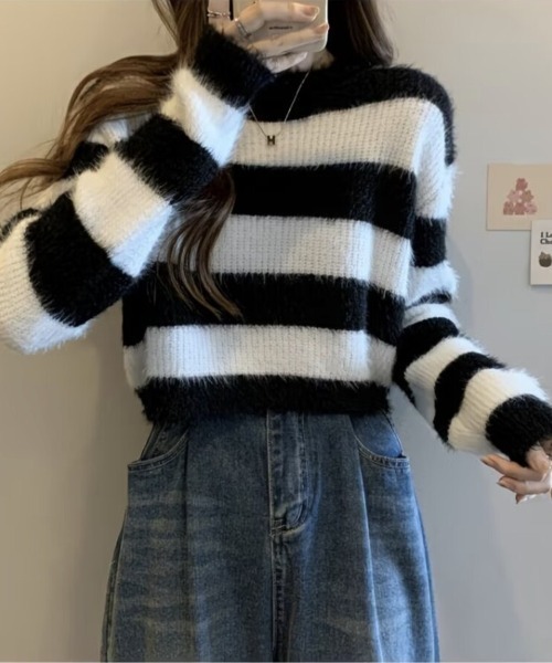 Beststore(ベストストア)の「ボーダー柄 シャギーニット トップス 短丈 ゆったり ふんわり(ニット/セーター・レディース・ブラック/グリーン/ベージュ/グレー・FREE)」の11枚目の写真