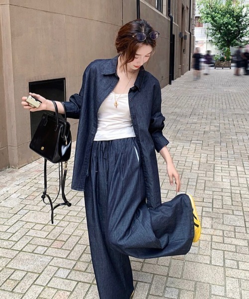 FAVORITO(ファヴォリート)の「ソフトデニムトップスワイドパンツセットアップ(セットアップ・レディース・ダークブルー・S/M/L)」の4枚目の写真