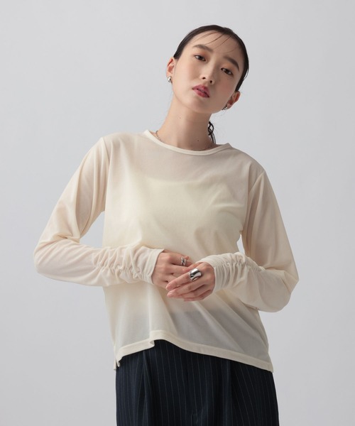 LEPSIM（レプシィム）の「ベロア長袖インナー　1064805（Tシャツ/カットソー・レディース・チャコールグレー/ブラウン/アイボリー/ピンク・FREE）」の2枚目の写真
