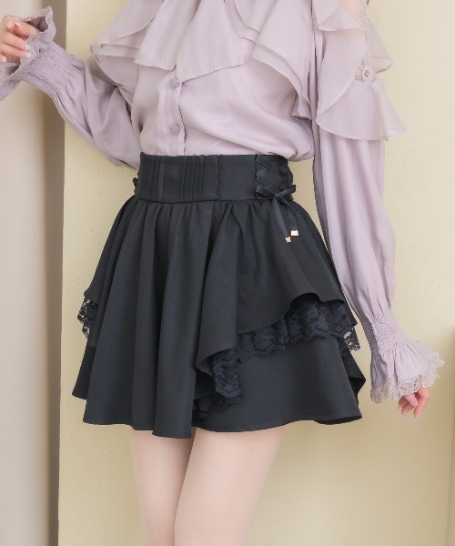 couture BY ROJITA(クチュールバイロジータ)の「レースアップラッフルスカパン(スカート・レディース・ブラック/ボルドー/グレー・FREE)」の2枚目の写真