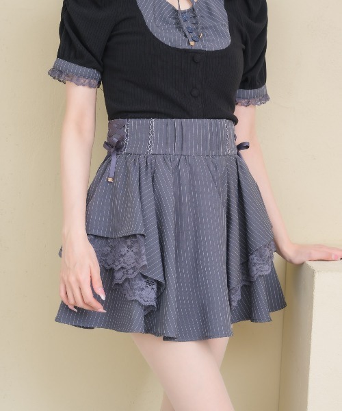 couture BY ROJITA(クチュールバイロジータ)の「レースアップラッフルスカパン(スカート・レディース・ブラック/ボルドー/グレー・FREE)」の11枚目の写真