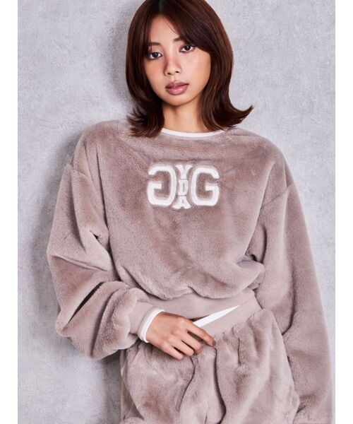 GYDA(ジェイダ)の「Symmetry GYDAフェイクファーショートトップス(Tシャツ/カットソー・レディース・ベージュ/オフホワイト/ブラック/その他1・FREE)」の4枚目の写真