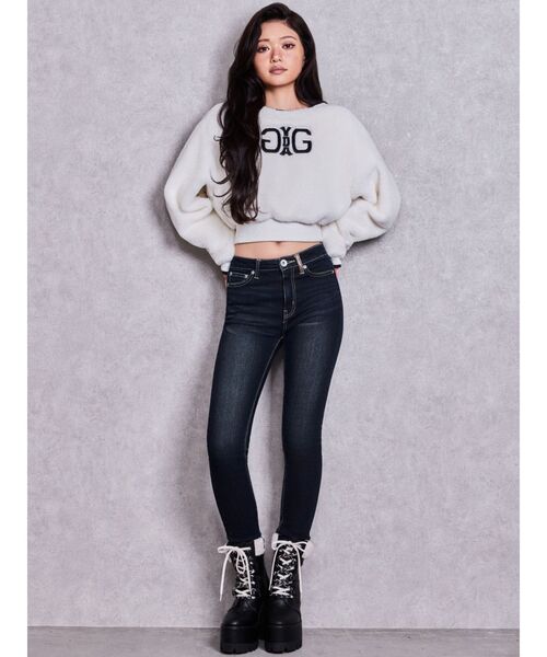 GYDA(ジェイダ)の「Symmetry GYDAフェイクファーショートトップス(Tシャツ/カットソー・レディース・ベージュ/オフホワイト/ブラック/その他1・FREE)」の20枚目の写真