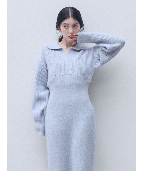 LAGUNAMOON（ラグナムーン）の「ケーブルビジューIラインニットワンピース（ワンピース・レディース・ベージュ/ブルー/ブラウン・MEDIUM/SMALL）」の4枚目の写真