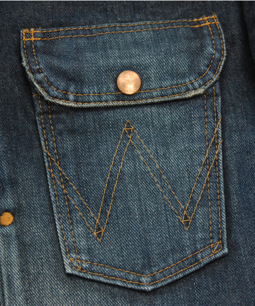 AMERICAN RAG CIE（アメリカンラグシー）の「デニムジャケット　WRA-S9096-126（デニムジャケット・メンズ・ネイビー・SMALL/MEDIUM/LARGE）」の6枚目の写真