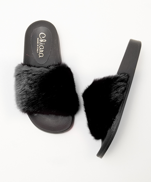 AMERICAN RAG CIE（アメリカンラグシー）の「CHIARA　ファーサンダル（サンダル・レディース・グレー/ブラック/ピンク・37/38/36）」の10枚目の写真