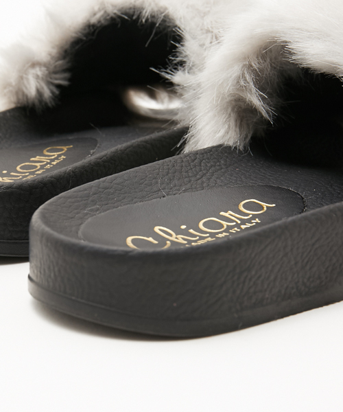 AMERICAN RAG CIE（アメリカンラグシー）の「CHIARA　ファーサンダル（サンダル・レディース・グレー/ブラック/ピンク・37/38/36）」の8枚目の写真