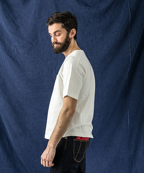 WORK NOT WORK URBAN RESEARCH(ワークノットワークアーバンリサーチ)の「WORK NOT WORK ピグメントラウンドヘムポケットTシャツ(Tシャツ/カットソー・メンズ・オフホワイト/チャコールグレー/ネイビー/ピンク/グリーン/マスタード・MEDIUM/LARGE/SMALL)」の10枚目の写真