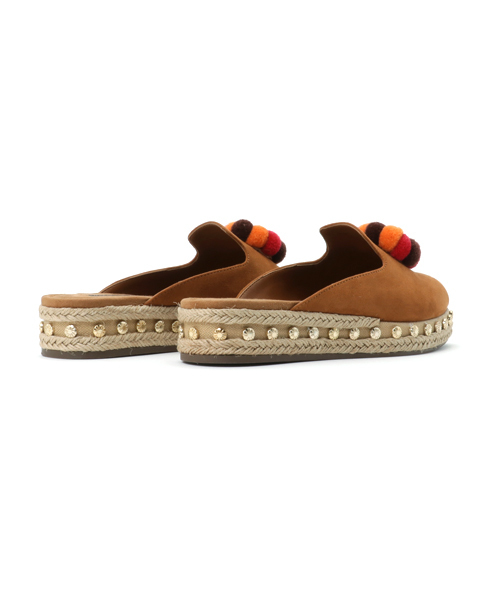 CHARLES & KEITH（チャールズ & キース）の「エスパドリーユスリッポン / ESPADRILLE SLIP-ONS（サンダル・レディース・ライトブラウン・23cm/24cm/22.5cm/23.5cm/24.5cm）」の2枚目の写真