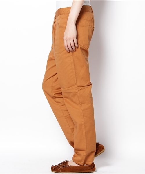 WEGO（ウィゴー）の「タックチノパンツ（チノパンツ・レディース・ライトブラウン/ベージュ/ネイビー・SMALL/MEDIUM）」の4枚目の写真