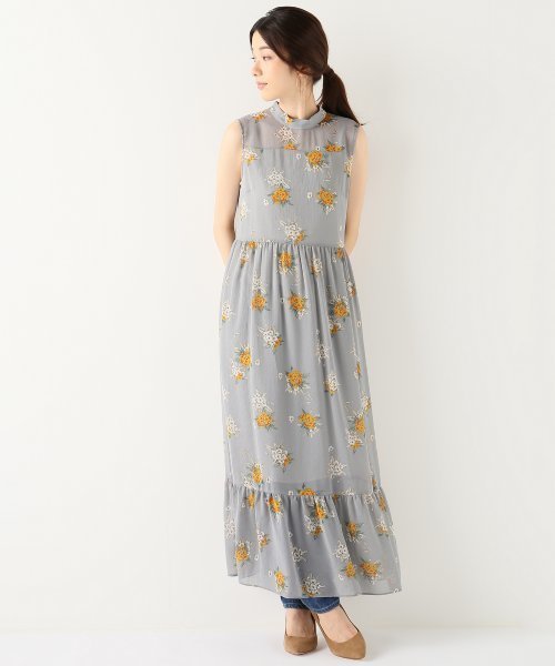 Lami ラミ の フラワープリントワンピース ワンピース Wear