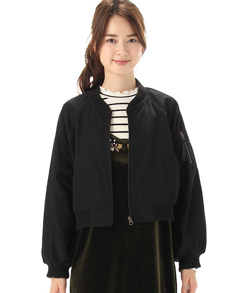 Honeys（ハニーズ）の「ショート丈リブブルゾン（ブルゾン・レディース・ブラック/カーキ/ピンク・L/M/LL）」の2枚目の写真