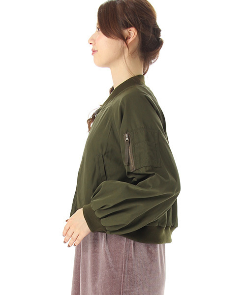 Honeys（ハニーズ）の「ショート丈リブブルゾン（ブルゾン・レディース・ブラック/カーキ/ピンク・L/M/LL）」の10枚目の写真