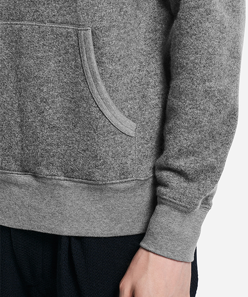 Saturdays NYC(サタデーズ ニューヨークシティ )の「Eric Wool Faced Pocket Crewneck(スウェット・メンズ・グレー・S/X-SMALL/M/L/X-LARGE)」の4枚目の写真