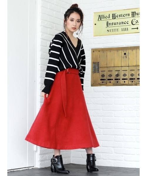 MURUA(ムルーア)の「ロングベルトミモレスカート(スカート・レディース・ブラック/ベージュ/レッド・1/2)」の5枚目の写真