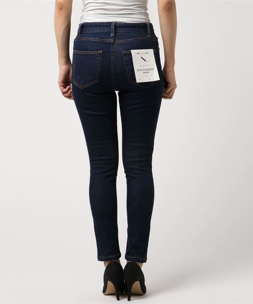 N.(N. Natural Beauty Basic)(エヌエヌナチュラルビューティーベーシック)の「スキニーデニム(その他パンツ・レディース・ネイビー・MEDIUM/SMALL)」の3枚目の写真