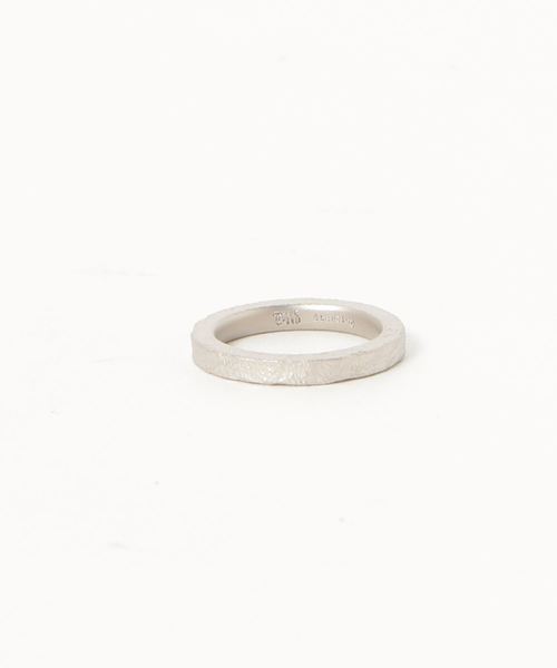 GILD(ギルド)の「【GILD】Frosred coat texure narrow ring(リング・メンズ・ブラック/シルバー・#9/#15/#11/#21/#17/#19/#23/#7/#13)」の2枚目の写真
