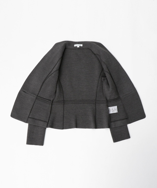 NARACAMICIE（ナラカミーチェ）の「ニットソーペプラムジャケット（テーラードジャケット・レディース・グレー/ブラック・MEDIUM/LARGE）」の9枚目の写真