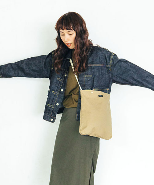 STANDARD SUPPLY(スタンダードサプライ)の「スタンダードサプライ / DAILY デイリー / SHOULDER TALL ショルダートール(ショルダーバッグ・レディース・ベージュ/ブラウン/グレー/ライム/イエロー/ダークグレー/ブルーグレー/ライトカーキ/ナチュラル/ライトピンク/ブラック/キャメル・FREE)」の6枚目の写真