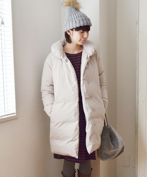 liflattie ships（リフラティ シップス）の「liflattie ships:ダウンコート ◇（ダウンジャケット/コート・レディース・ベージュ/ネイビー・ONE SIZE）」の11枚目の写真