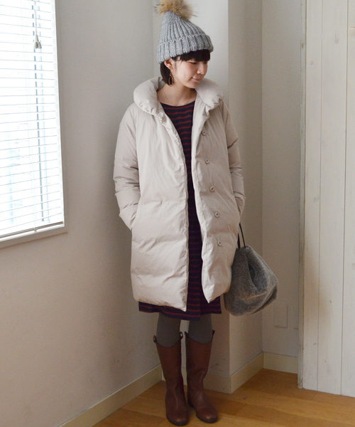 liflattie ships（リフラティ シップス）の「liflattie ships:ダウンコート ◇（ダウンジャケット/コート・レディース・ベージュ/ネイビー・ONE SIZE）」の9枚目の写真