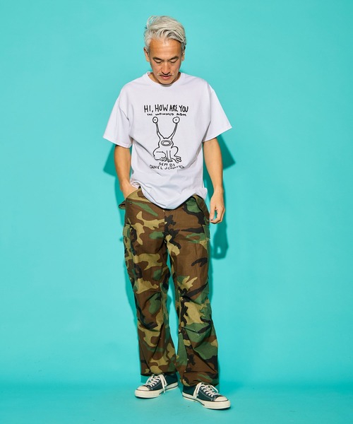 DANIEL JOHNSTON(ダニエルジョンストン)の「S/S PRINT TEE "HI HOW ARE YOU?" /ショート スリーブ プリント ティー ”ハイ ハウアーユー?”(Tシャツ/カットソー・メンズ・ホワイト/ブラック・MEDIUM/LARGE/X-LARGE/SMALL)」の5枚目の写真