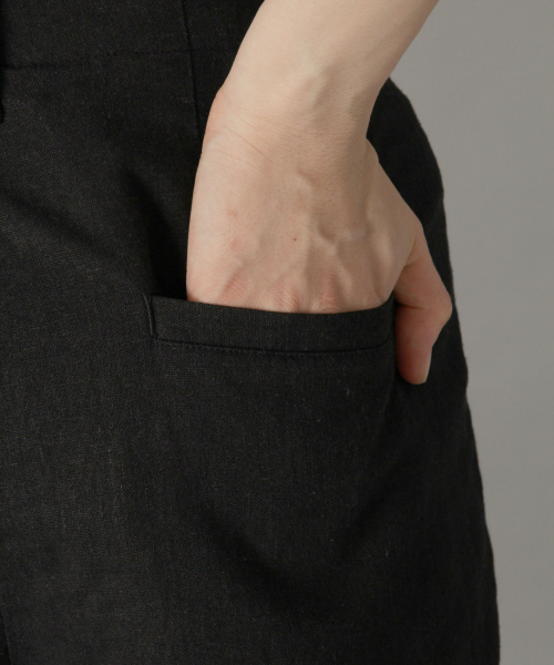 LOWRYS FARM（ローリーズファーム）の「Ｌ／Ｒフロントスリットパンツ　836997（その他パンツ・レディース・ブラック/ベージュ/ブラウン・MEDIUM/LARGE）」の10枚目の写真