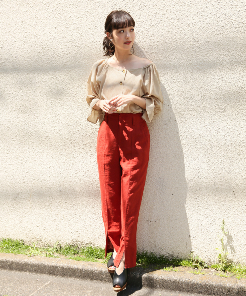 LOWRYS FARM（ローリーズファーム）の「Ｌ／Ｒフロントスリットパンツ　836997（その他パンツ・レディース・ブラック/ベージュ/ブラウン・MEDIUM/LARGE）」の13枚目の写真