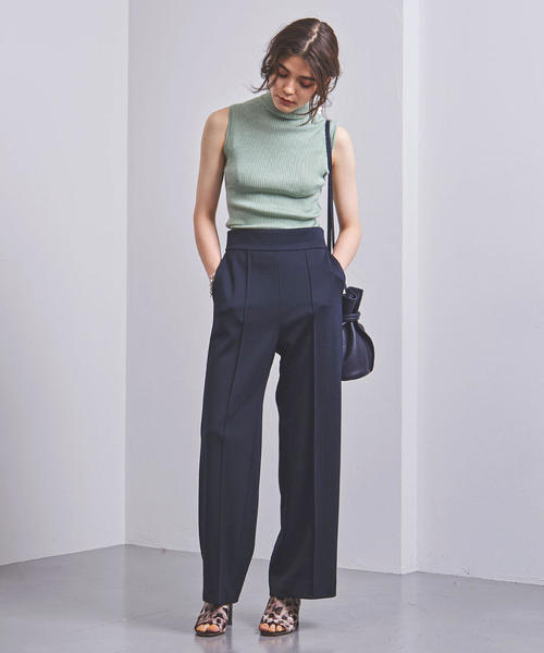 UNITED ARROWS(ユナイテッドアローズ)の「UBCB リブ タートルネック ノースリーブ ニット†◆(ニット/セーター・レディース・ベージュ/ネイビー/ライム・フリー)」の5枚目の写真