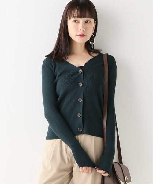 journal standard L'essage(ジャーナルスタンダードレサージュ)の「SAMBA Vネックカーディガン(カーディガン/ボレロ・レディース・ベージュ/ネイビー/グリーン・FREE)」の3枚目の写真